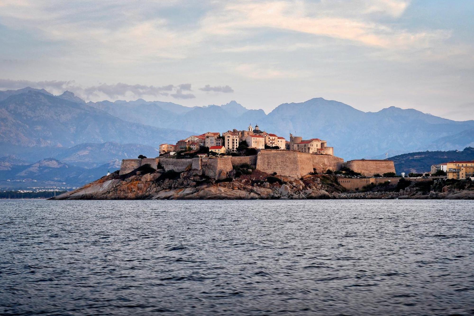 Camping Les Castors Calvi  Buitenkant foto