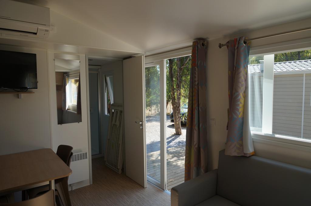 Camping Les Castors Calvi  Buitenkant foto