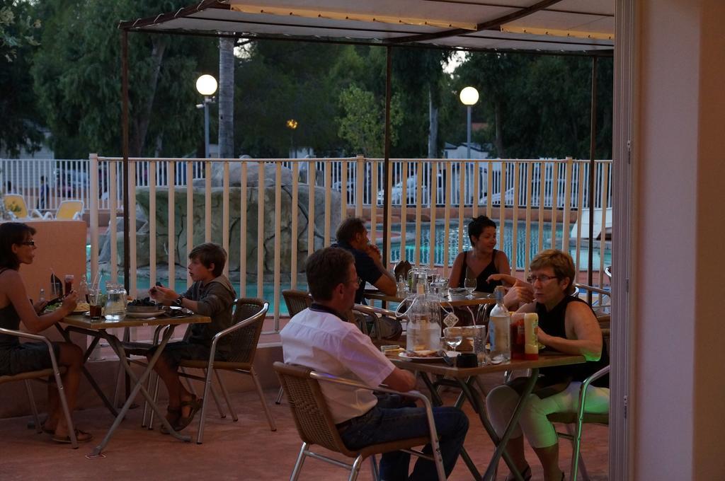 Camping Les Castors Calvi  Buitenkant foto