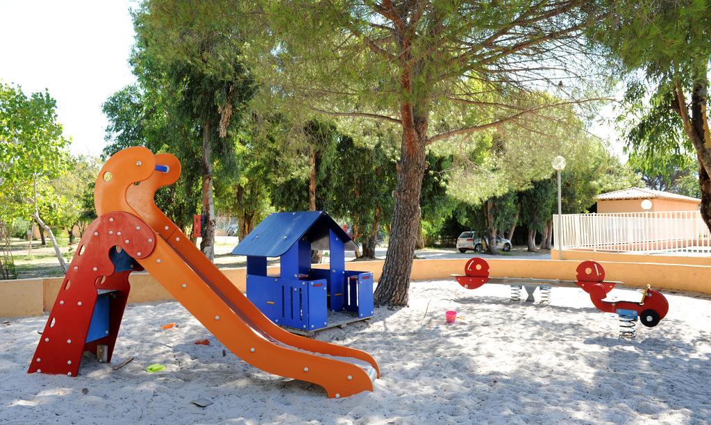 Camping Les Castors Calvi  Buitenkant foto