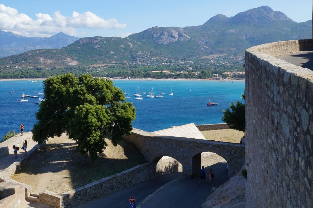 Camping Les Castors Calvi  Buitenkant foto
